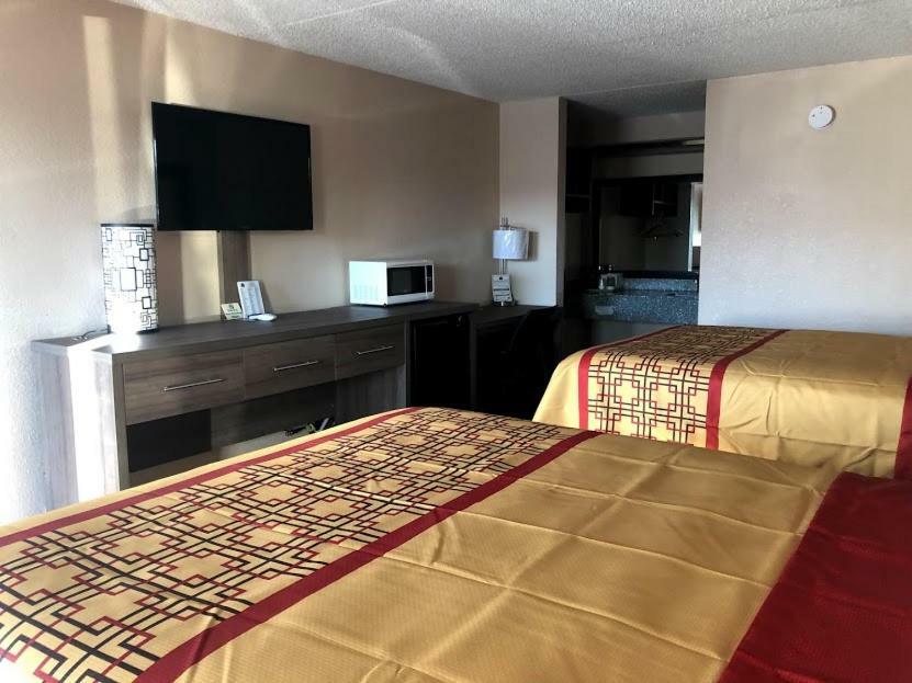 Motel Legacy - Gallatin